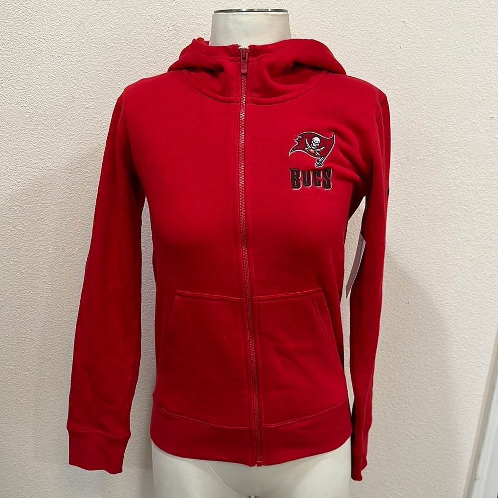 Tampa Bay Buccaneers Sweater